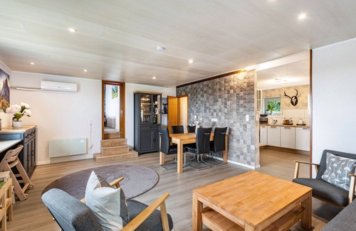 Duedinghausen Apartment | Apartment 'Perle Am Pön' with Mountain View, Private Terrace and Wi-Fi