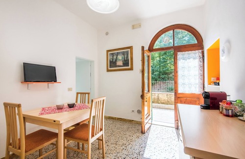 Siena Apartment | Apartment 'Podere San Lorenzo' with Private Garden and Wi-Fi