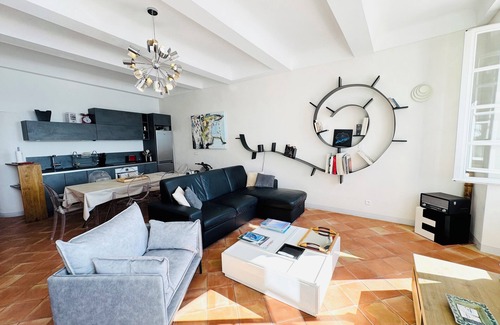 Old Town Apartment | Apartment * Port Saint-Tropez Exceptional view