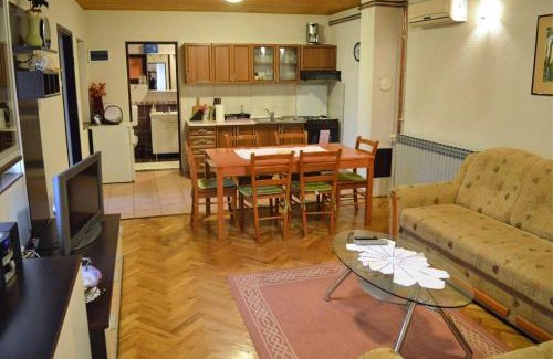 Beli Manastir Apartment | Apartment Racing