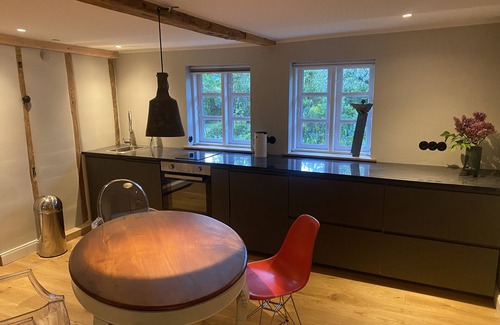 Uphusum Apartment | Apartment 'Reettraum' with Private Terrace, Private Garden and Wi-Fi