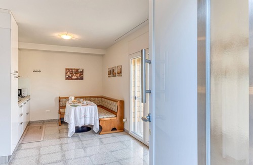 Fontanelle Apartment | Apartment 'Residence Margherita - Ibisco' with Sea View, Wi-Fi and Air Conditioning