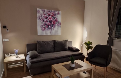 Bilje Apartment | Apartment & Rooms Corina pleasant and peaceful vacation for up to 9 people.