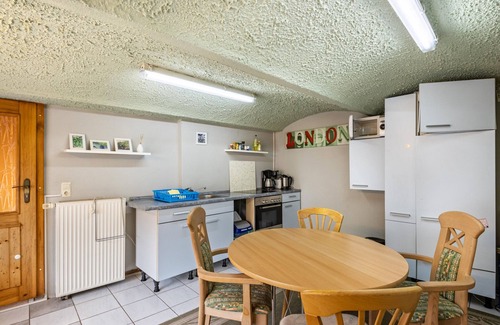 Jessen Apartment | Apartment 'Ruhiges Nest Mit Sauna Und Garten' with Shared Garden and Wi-Fi