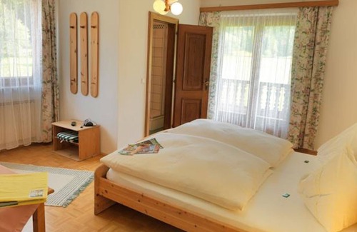 Kuchl Other | Apartment, shower or bath, WC, 2 Schlafräu - Hinterkellaubauer