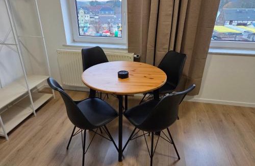 Chemnitz Apartment | Apartment Sol Chemnitz - Keyless Access, Parking, Home Office