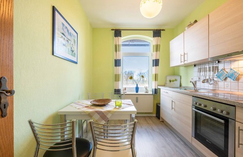 Schulp Apartment | Apartment 'Sommerwind' with Private Terrace, Shared Garden and Wi-Fi