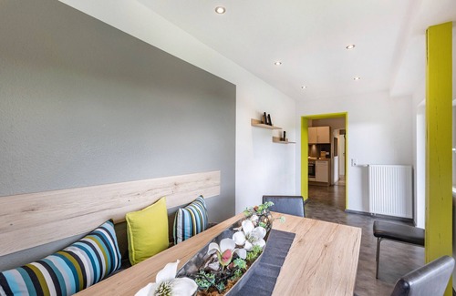 Schanze Apartment | Apartment 'Sonnblick' with Shared Terrace, Shared Garden and Wi-Fi