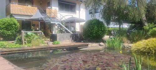 Trassem Apartment | Apartment Summer Garden