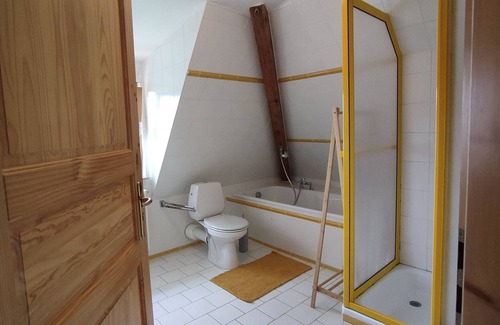 Weimar Apartment | Apartment 'Sunrise' with Balcony and Wi-Fi