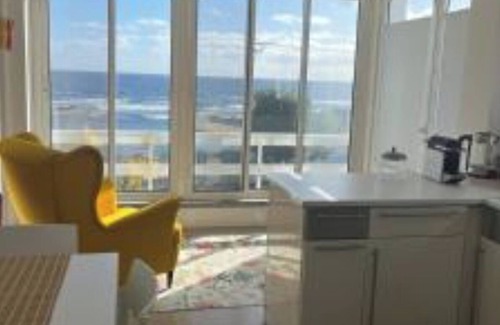 Praia da Vitoria Apartment | Apartment T2 1st floor Pools Porto Martins