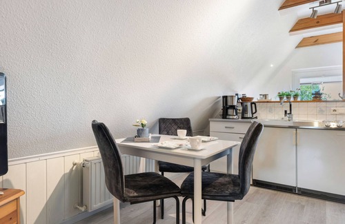 Klixbull Apartment | Apartment 'Tüchsen' with Shared Terrace, Shared Garden and Wi-Fi