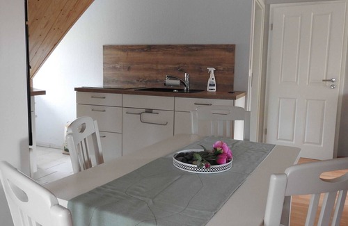 Demmin Apartment | Apartment 'Urlaub Unterm Reetdach' with Private Garden and Wi-Fi