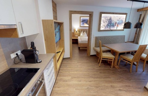 Heiligenblut Bed & Breakfast | Apartment with 1 bedroom and infrared cabin - Pension-Appartements