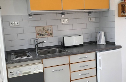 Karlsruhe Apartment | Apartment with balcony and private access