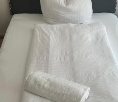 Untermeitingen Apartment | Apartment with top kitchen and 3 sleeping rooms