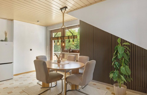 Plettenberg Apartment | Apartment 'Wohung Zum Ausblick' with Mountain View, Balcony and Wi-Fi