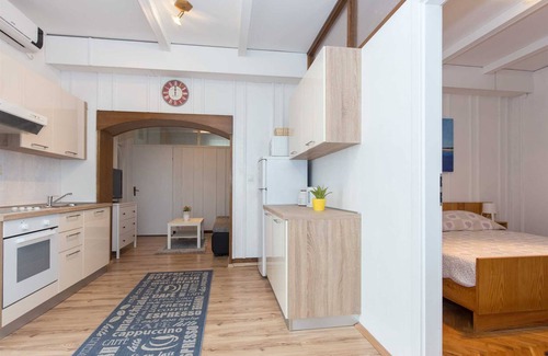 Malinska-Dubasnica Apartment | Apartment Željka 4 with Terrace