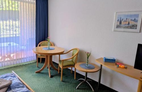 Bad Essen Apartment | Apartment, Zentrumsnah mit Pool und Balkon