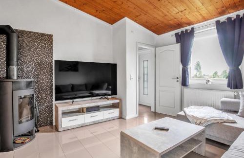 Oberndorf Apartment | Apartment Zum Kreidesee Hemmoor-1 by Interhome