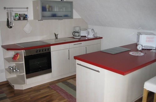 Wielenbach Apartment | Apartment 'zwischen München und Garmisch' with Balcony