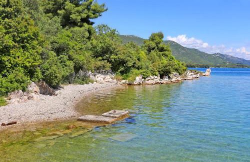 Broce Apartment | Apartments by the sea Broce, Peljesac - 13182