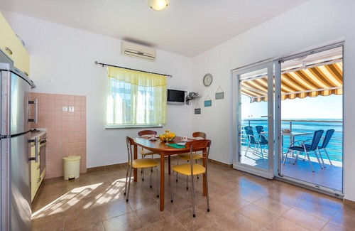 Lun Apartment | Apartments Ivan (27831-A2) - Lun - island Pag