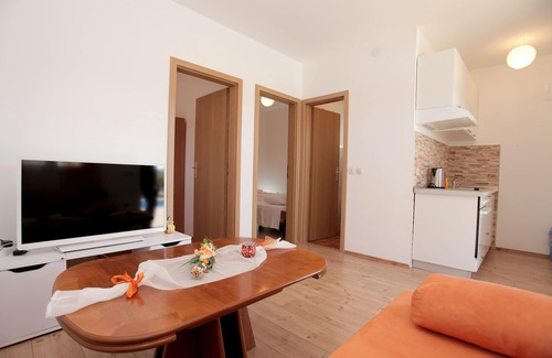 Primorski Dolac Villa | Apartments Maria near Trogir