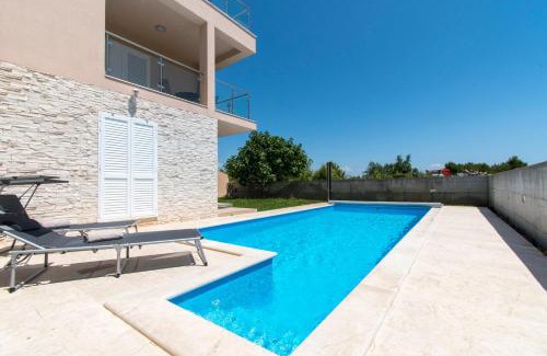 Srima Apartment | Apartments Pavlovic