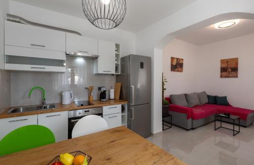 Stinjan Apartment | Apartments Picok