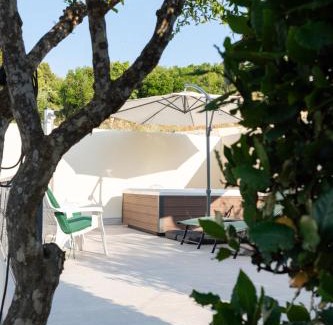 Zvekovica House | Apartments Pina