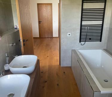 Jadranovo Apartment | Apartments Sara