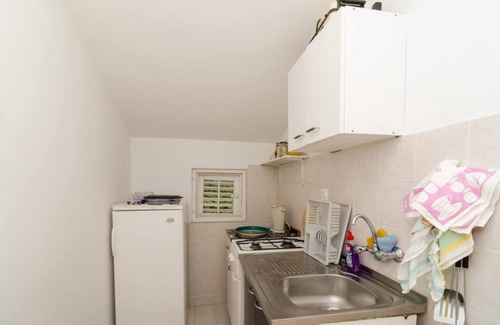 Drace Apartment | Apartments Sutvid- Two Bedroom Apartment with Balcony and Sea View