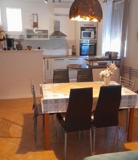 Supetarska Draga Apartment | Apartments Vesna