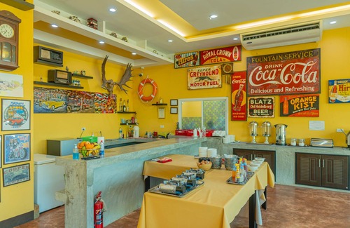 Bang Sare Hotel | Apinya Resort Bangsarey