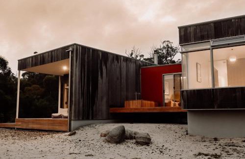 Friendly Beaches House | Aplite House