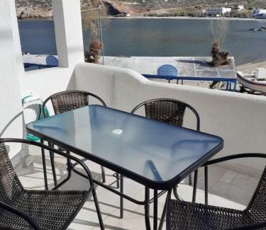 Apollonas Apartment | Apollo's House