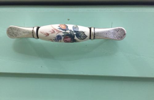 Anavriti House | Apostolia's Small House Bed and view