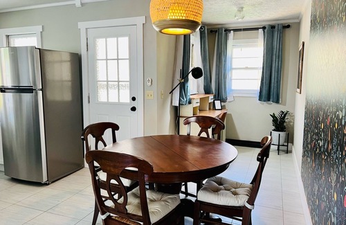Boone House | Appaltree Bungalow: Two bedrooms in town