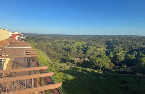 Costa Esuri Apartment | Appart south spain Portugal Algarve with roof top pool 10 min from beaches.