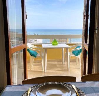 Gabicce Mare Apartment | APPARTAMENTO -D-VISTA MARE con 2 CAMERE Residence Azzurro