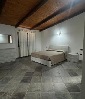 Oliena Apartment | Appartamento Fenice