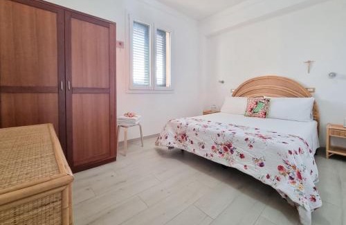 Scala di Furno Apartment | Appartamento Rosa Blu con accesso in spiaggia