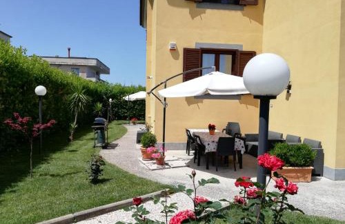 Sant'Antonio Abate Apartment | Appartamento vista Vesuvio in B&B