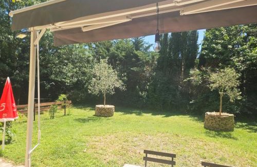 Montboucher-sur-Jabron Apartment | Appartement une chambre avec jardin