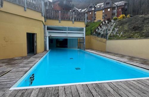 Cauterets Apartment | Appartement 2-4 personnes avec 1 chambre - Résidence les 100 lacs à Cauterets avec balcon et piscine chauffée