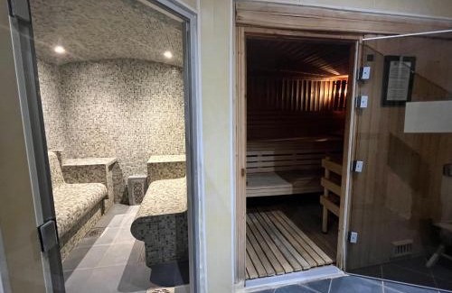 Cauterets Apartment | Appartement 2-4 personnes avec 1 chambre - Résidence les 100 lacs à Cauterets avec balcon et piscine chauffée