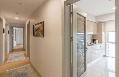 Umraniye Apartment | Appartement 34 EME Etage Avec VUE Magnifique Dans UNE Residence