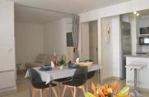 Frejus Port Apartment | Appartement Climatisé avec Loggia et Parking Proche Port - Fréjus - FR-1-226A-181