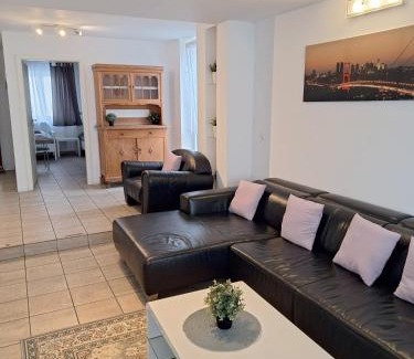 Buerstadt Apartment | Appartement Confidence, Monteurwohnung